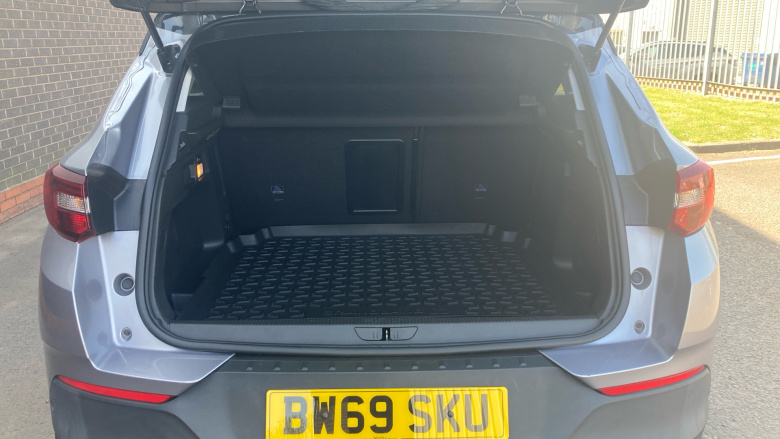 Vauxhall Grandland X 1.2 Turbo SRi Nav 5dr Petrol Hatchback